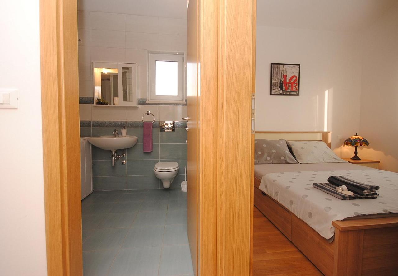 Apartment Noel Rogoznica  Kültér fotó